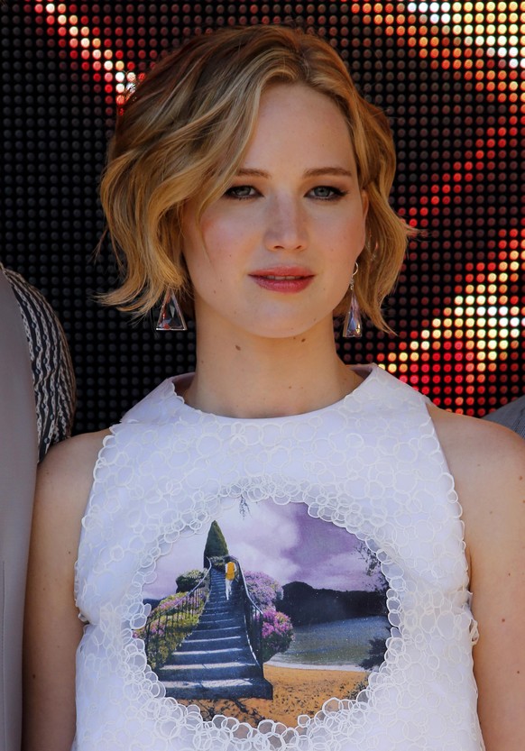 Jennifer Lawrence gehört derzeit zu den begehrtesten Schauspielerinnen der Welt. Und hat ihre Kurzhaarfrisur zu einem halblangen Bob wachsen lassen. 