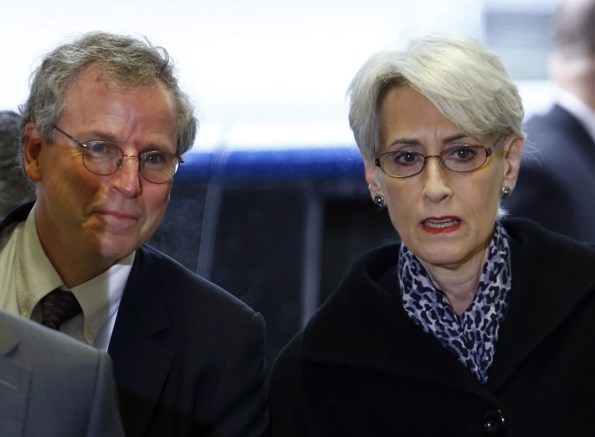 Robert Ford, bisheriger US-Bortschafter in Syrien, hier mit der US-Unterstaatssekretärin&nbsp;&nbsp;Wendy Sherman am 13. Februar in Genf.