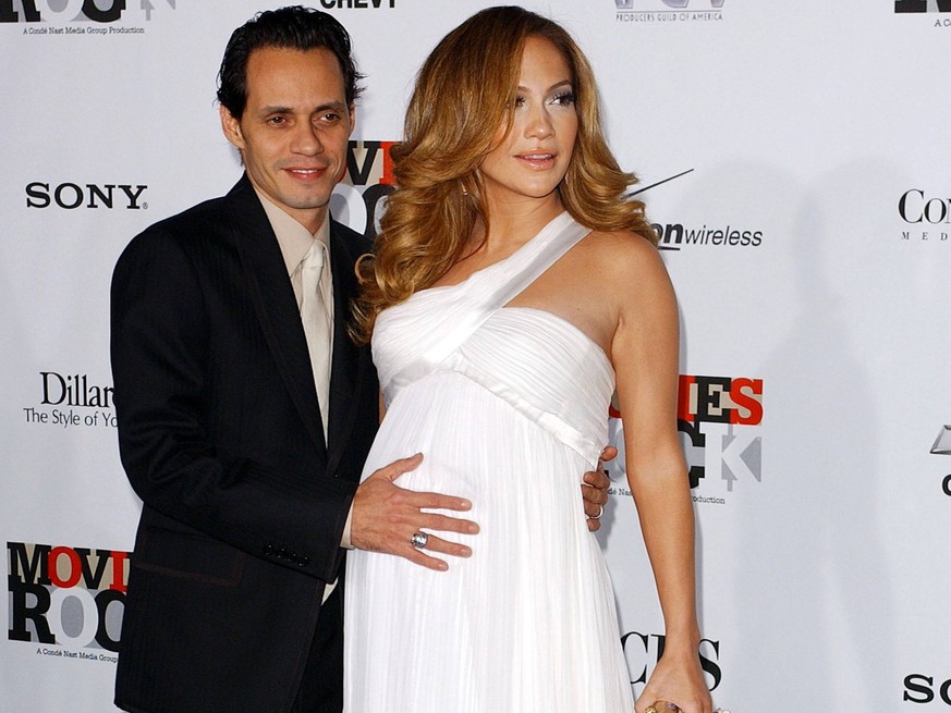 Viele Promi-Frauen erhielten spät Kinder. Darunter Cameron Diaz (mit 45), Halle Berry (mit 41 und 47) oder Gianna Nannini (mit 54!). Jennifer Lopez gebar im Alter von 38 Zwillinge.