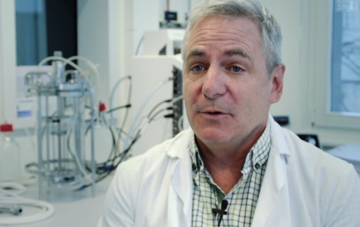 Martin Bachmann, Professor an de Universität Bern, ist mit Swissmedic im Gespräch für ein abgekürztes Verfahren.