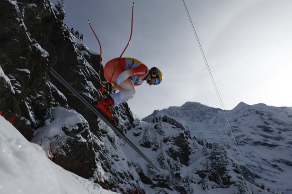 Switzerland&#039;s Niels Hintermann speeds down the course during an alpine ski, men&#039;s World Cup downhill training, in Wengen, Switzerland, Wednesday, Jan. 10, 2024. (AP Photo/Gabriele Facciotti)