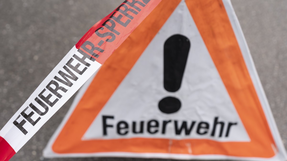 Grosseinsatz-in-Basel-wegen-Brand-in-Hochhaus