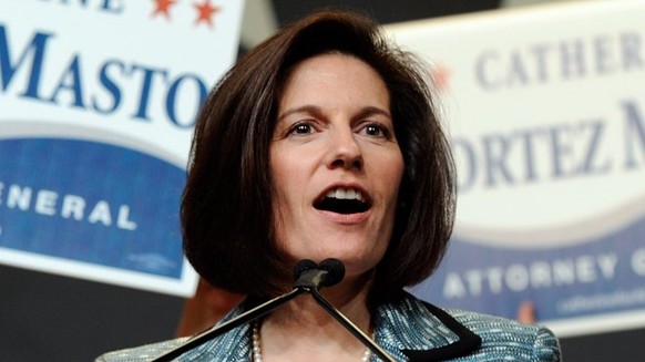 Cathrin Masto
https://pbs.twimg.com/media/Cwy8_tDXEAAXtz9.jpg