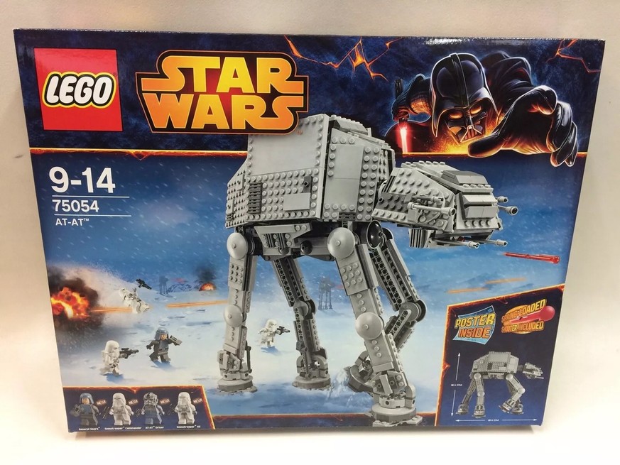 Lego Star Wars AT-AT 2003
https://www.ebay.com/itm/234116793573