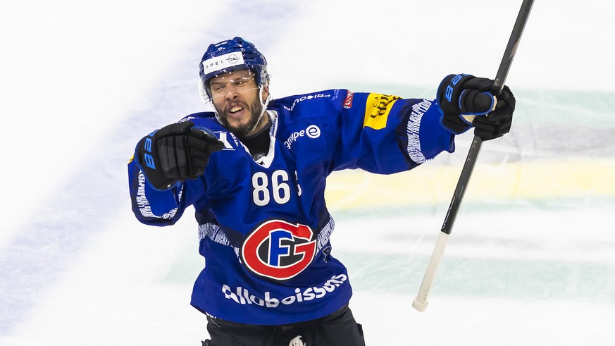 Julien Sprunger (HCFG) fete son but apres avoir inscrit le 1:0, lors du sixieme match de la finale des play-off du championnat suisse de hockey sur glace de National League entre le HC Fribourg-Gotter ...