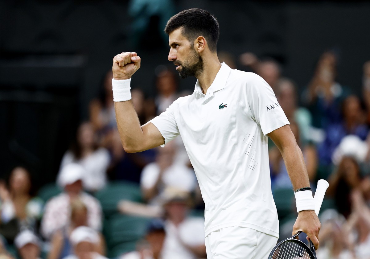 epa13096365 Novak Djokovic of Serbia gestures during his Men's Singles quarter final match against Felix Auger Aliassime of Canada at the Wimbledon Championships in London, Britain, 07 July 2026. ...
