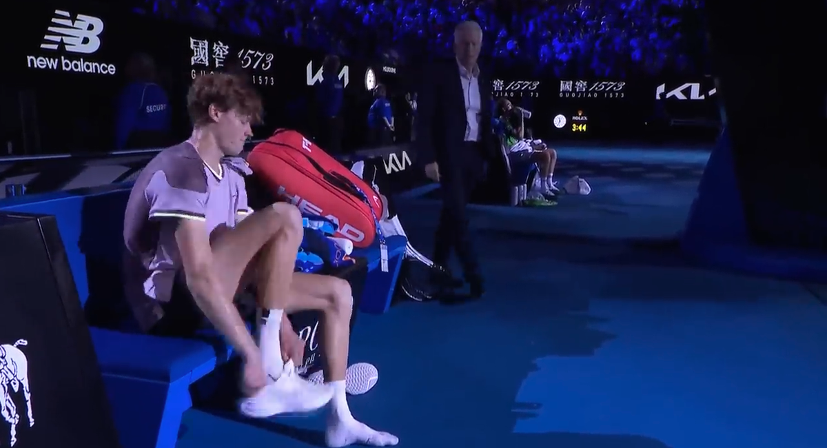 L'Italien Jannik Sinner a remporté son premier titre du Grand Chelem dimanche à l'Open d'Australie.