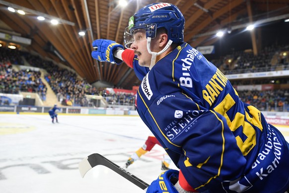 Davos&#039; Otso Rantakari, beim Eishockey-Qualifikationsspiel der National League zwischen dem HC Davos und den SCL Tigers, am Freitag, 21. Februar 2020, im Eisstadion in Davos. (KEYSTONE/Gian Ehrenz ...