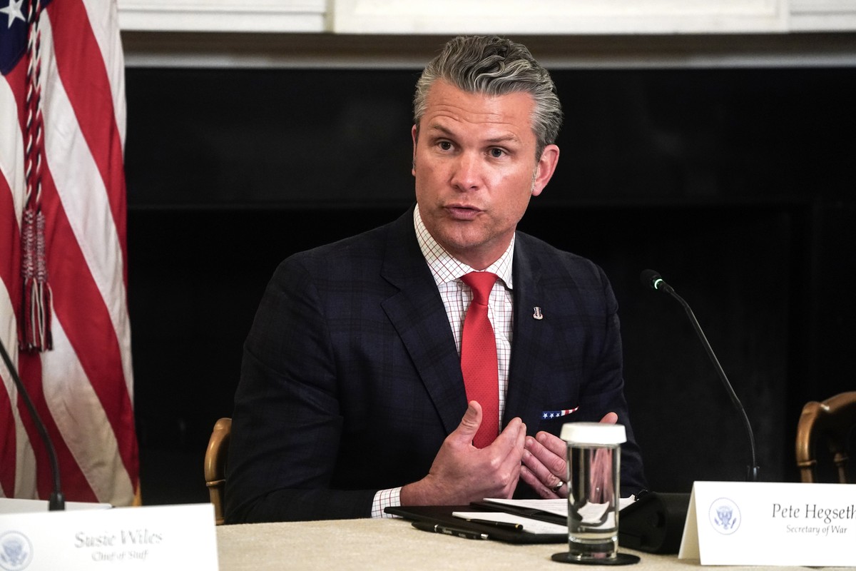 epa12476829 US Secretary of Defense Pete Hegseth speaks with President Donald Trump at a meeting of the Homeland Security Task Force in the State Dining Room of the White House in Washington, DC, USA, ...