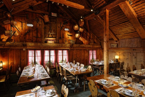 Lust auf Raclette oder Fondue?聽Dann solltest du diese 9 speziellen K盲se-Orte besuchen聽
Und kein einziges Lokal aus dem &quot;Heimatkanton&quot; des Fondues? Ich denke da an das Caf茅 du Midi in Freibur ...