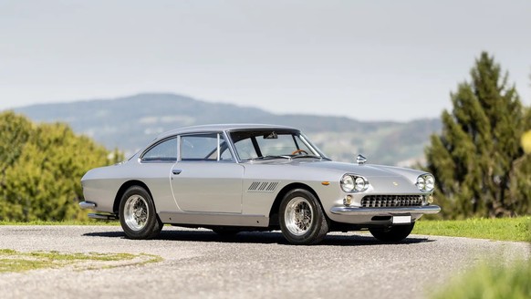 1964 Ferrari 330 GT 2+2 Series I by Pininfarina

CHF170,000 - CHF230,000 

One of just 503 examples of the Series I produced; one of 453 built in left-hand drive
 Delivered new to Italy via Ferrari de ...