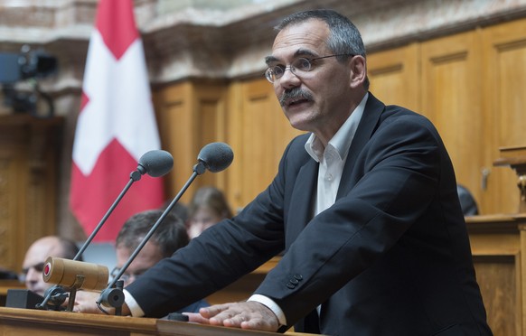 Jean-Francois Steiert (SP/FR) aeussert sich zur Aufsicht ueber die soziale Krankenversicherung am Dienstag, 9. September 2014 im Nationalrat in Bern. (KEYSTONE/Lukas Lehmann)