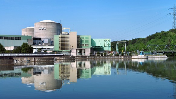Das AKW Beznau darf Kühlwasser künftig nur noch in die Aare leiten, wenn deren Temperatur unter 25 Grad liegt. (Archivbild)