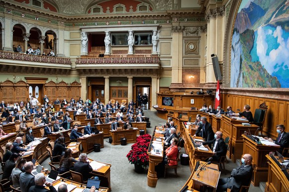 Der Nationalrat stimmt ueber einen Covid-Gesetz Bereinigung ab, an der Wintersession der Eidgenoessischen Raete, am Donnerstag, 2. Dezember 2021, in Bern. (KEYSTONE/Peter Schneider)
