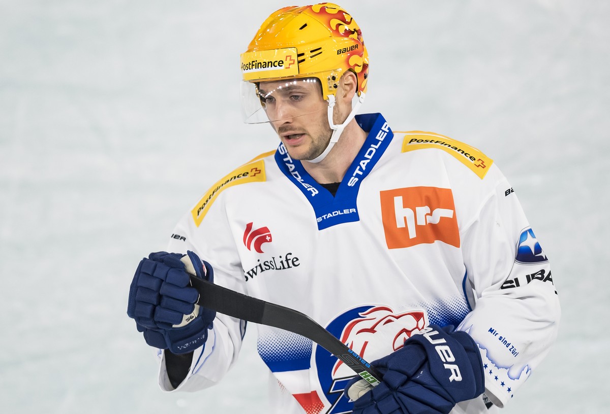 Le top scorer zuerichois Maxim Noreau, lors de la rencontre du championnat suisse de hockey sur glace de National League entre le Lausanne Hockey Club, LHC, et les ZSC Lions ce vendredi 23 novembre 20 ...