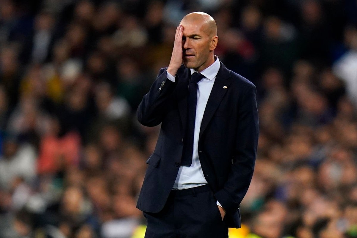 MADRID, SPAIN - NOVEMBER 02: Zinedine Zidane, Manager of Real Madrid reacts during the Liga match between Real Madrid CF and Real Betis Balompie at Estadio Santiago Bernabeu on November 02, 2019 in Ma ...