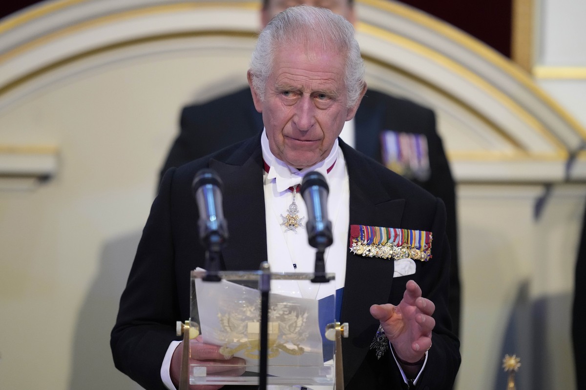 FILE - Britain's King Charles III addresses assembled guests at Mansion House in London, Wednesday, Oct. 18, 2023. King Charles III has been diagnosed with a form of cancer and has begun treatmen ...