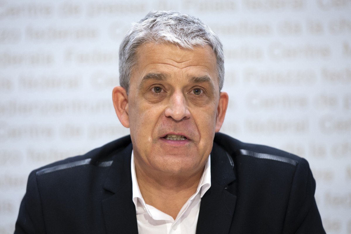 Christoph Berger, Praesident Eidgenoessische Kommission f�r Impffragen EKIF, spricht waehrend einer Medienkonferenz zur aktuellen Situation des Coronavirus, am Dienstag, 5. Januar 2021 in Bern. (KEYST ...