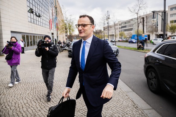 epa12019565 CDU Member of the Bundestag Jens Spahn arrives at the Christian Democratic Union (CDU) party headquarters, the Konrad-Adenauer-Haus, in Berlin, Germany, 09 April 2025. The Christian Democr ...