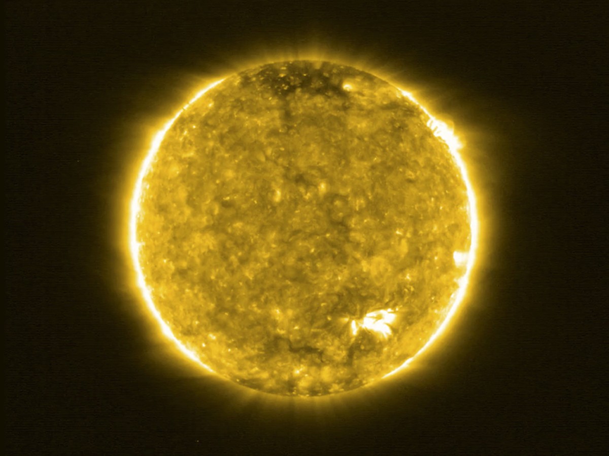 Begeisternd: Eine der ersten Nahaufnahmen von der Sonne, die die Esa-Sonde "Solar Orbiter" zur Erde geschickt hat.