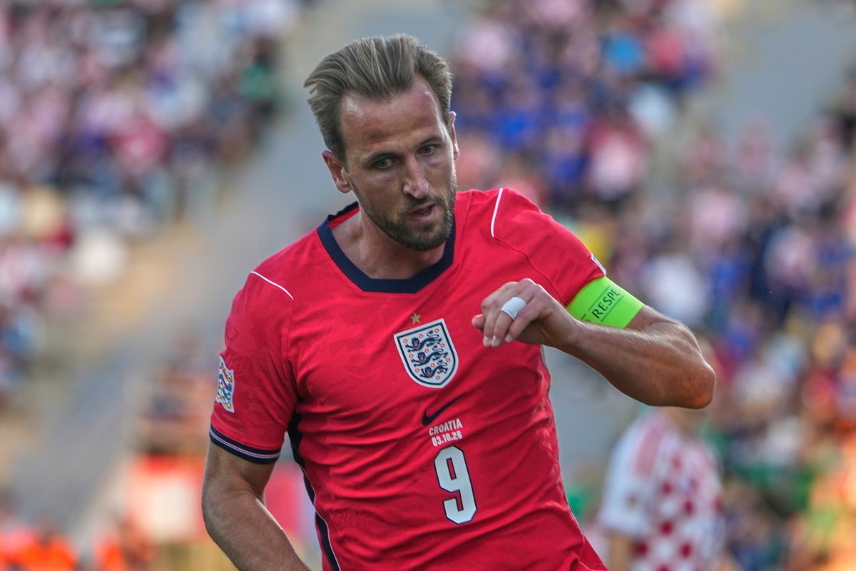 England's Harry Kane celebrates after scoring first goal during the Nations League soccer match between Croatia and England in Rijeka, Croatia, Saturday, Oct. 3, 2026. (AP Photo/Darko Bandic)
Har ...