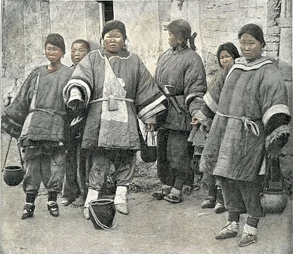 Füssebinden China
