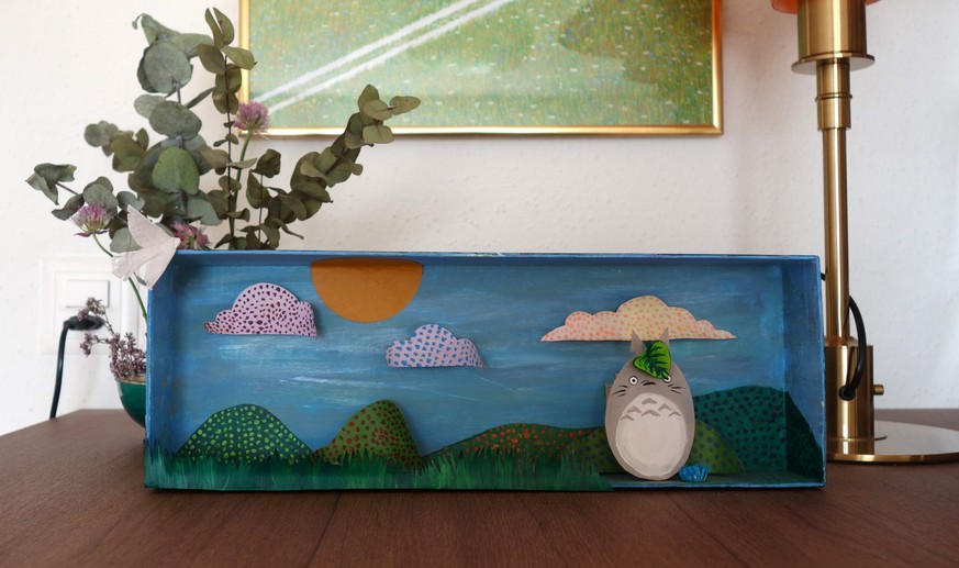 EINMALIGER GEBRAUCH: Diorama von Autorin Aylin Erol
