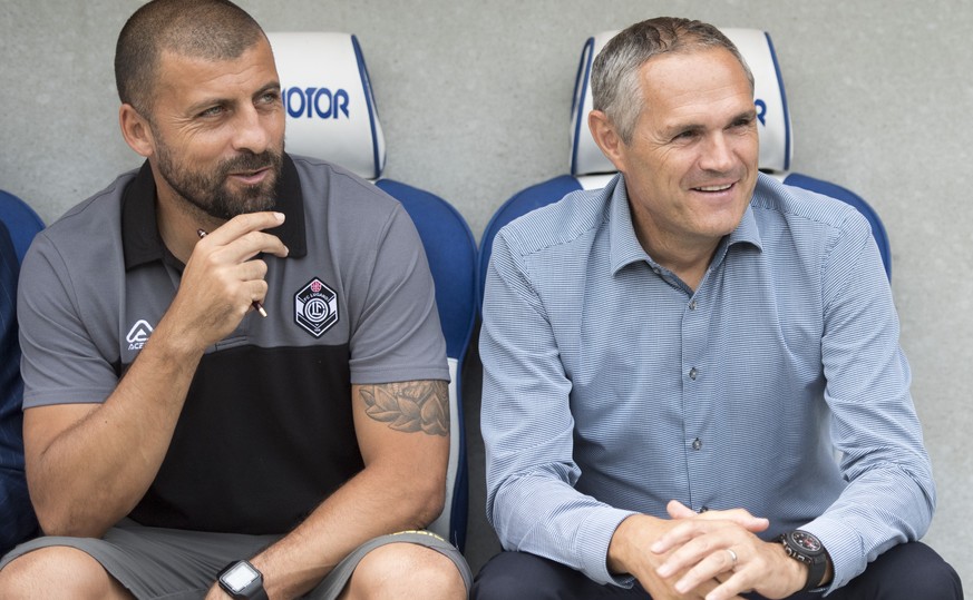 Die Lugano Trainer Walter Samuel, links und Pierluigi Tami, rechts, beim Fussball Meisterschaftsspiel der Super League zwischen dem FC Luzern und dem FC Lugano, am Sonntag, 22. Juli 2017, in Luzern. ( ...