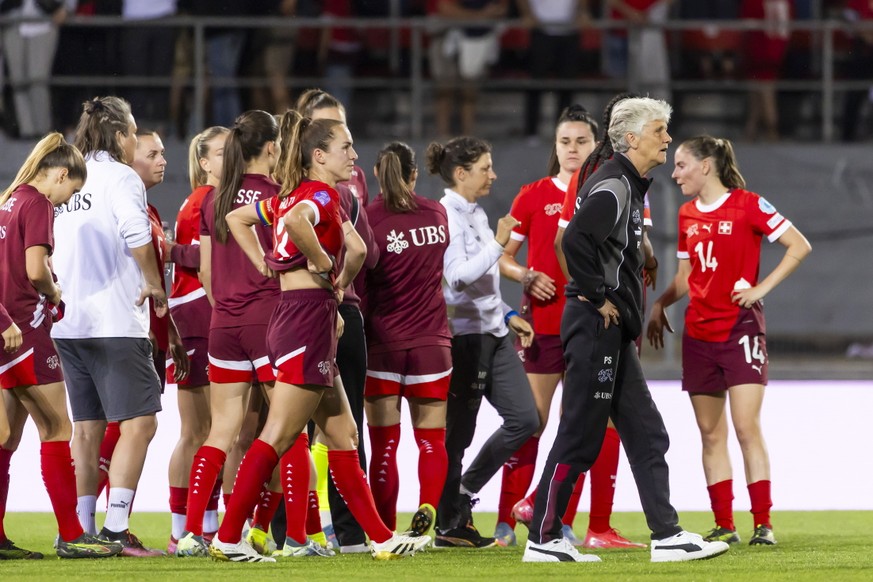 epa12153841 Switzerland&#039;s head coach Pia Sundhage reacts after the UEFA Women&#039;s Nations League match between Switzerland and Norway in Sion, Switzerland, 03 June 2025. EPA/CYRIL ZINGARO