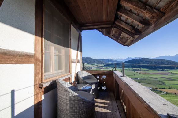 Rauszeit Airbnb mit Wellness Whirlpool Konolfingen