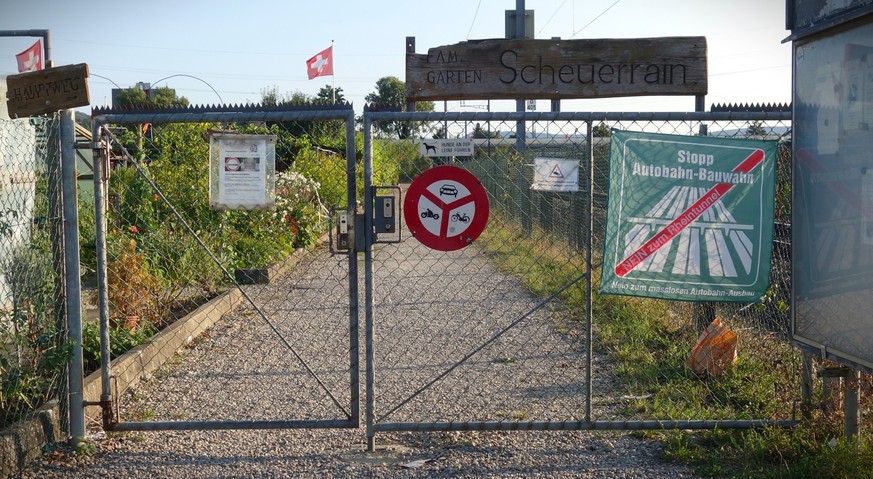 Reportage aus dem Familiengarten Scheuerrain in Muttenz, der wegen des geplanten Rheintunnels mit dem nationalen Autobahnausbau platt gemacht werden soll.