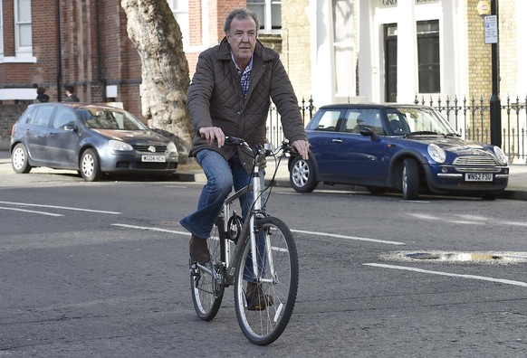 British television presenter Jeremy Clarkson returns to his home in west London March 26, 2015. The BBC on Wednesday dropped British &quot;Top Gear&quot; motoring show presenter Jeremy Clarkson, who b ...