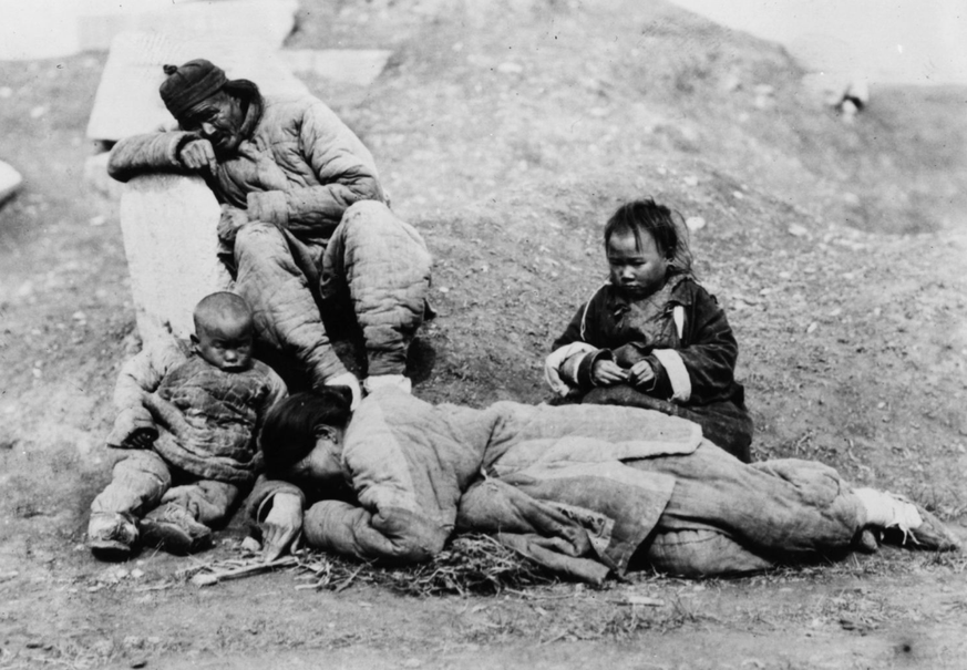 Nach staatlichen Angaben starben 15 Millionen Menschen infolge der Grossen Chinesischen Hungersnot. Historikerinnen und Historiker rechnen mit deutlich mehr Toten.