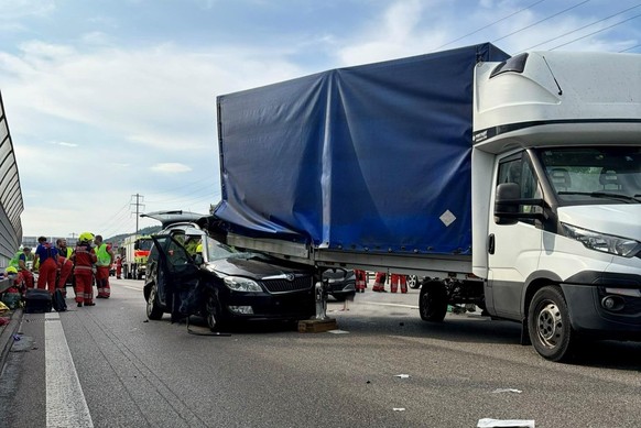 Unfall auf der A1 bei Geroldswil, 22.07.2026.