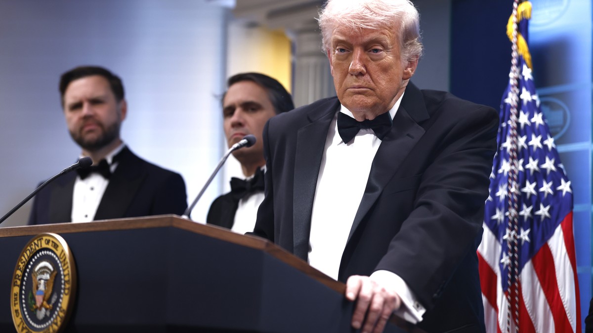 Schusswechsel bei Trump-Dinner: Motiv des Angreifers unklar