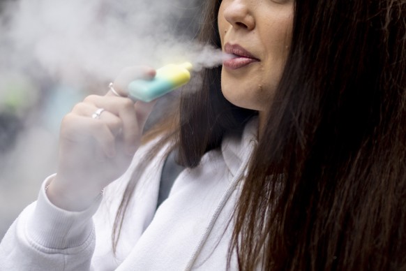 Unauthorized poisons: Many disposable e-cigarettes are actually banned in Switzerland