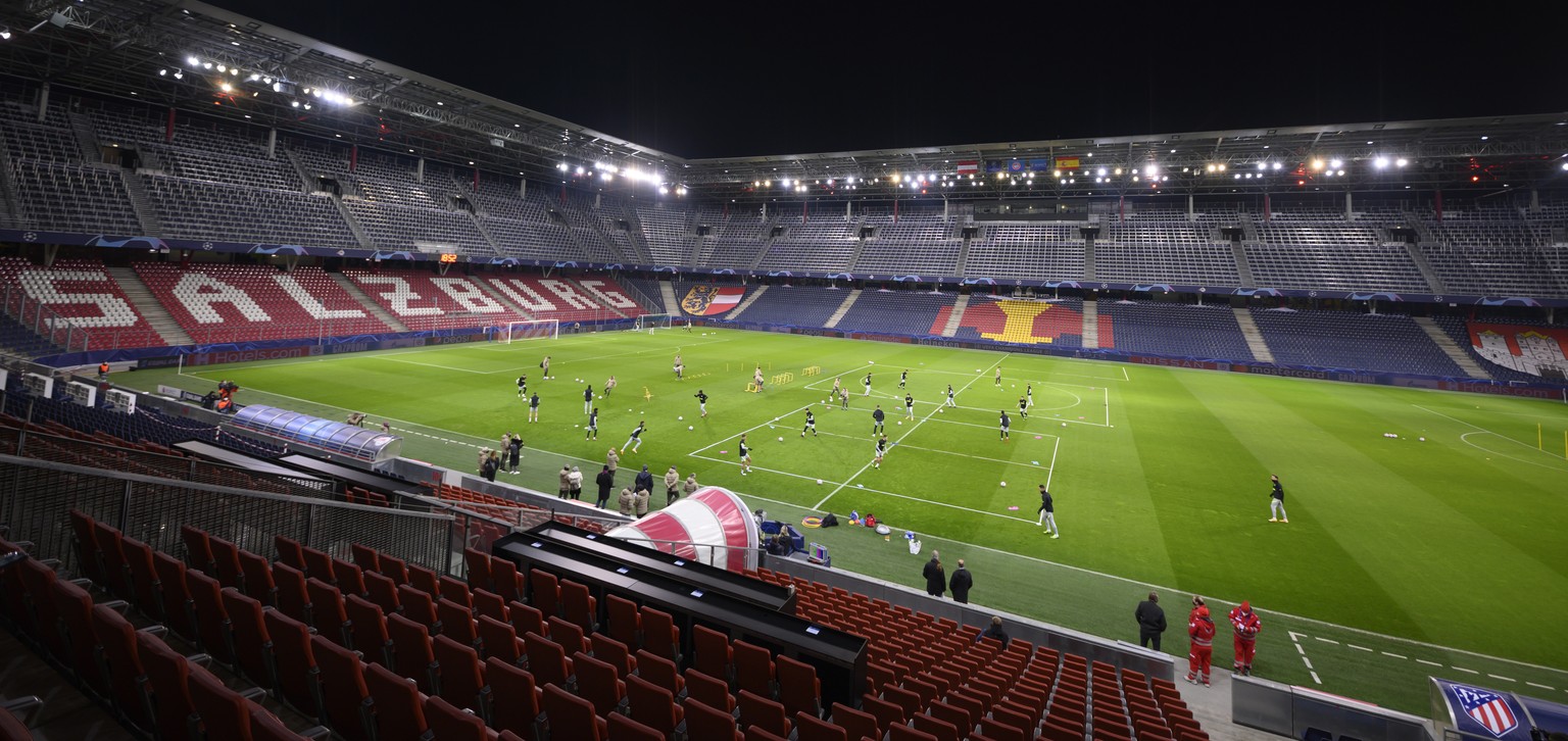 epa08871005 Atletico Madrid&#039;s players during a training session in Salzburg, Austria, 08 December 2020. Atletico Madrid will face FC Red Bull Salzburg in the last group stage match of the UEFA Ch ...