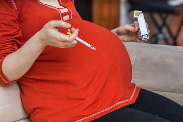 Rauchen in der Schwangerschaft beeinträchtigt die Spermienqualität der Söhne.