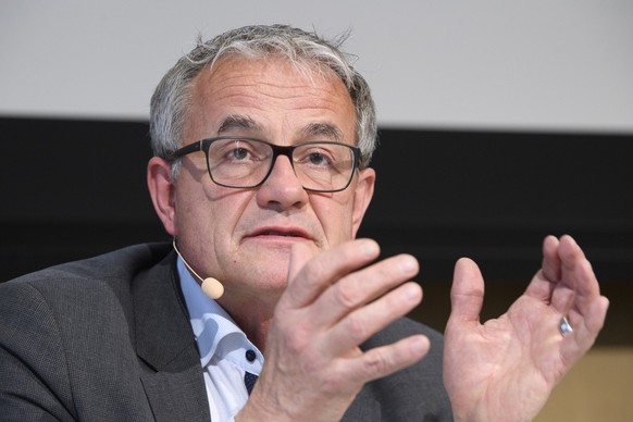 Nicolas Perrin, Leiter SBB Cargo, spricht wahrend der Medienkonferenz ueber die Sanierung und den Ausbau von SBB Cargo, am Donnerstag, 1. Maerz 2018 in Bern. (KEYSTONE/Anthony Anex)