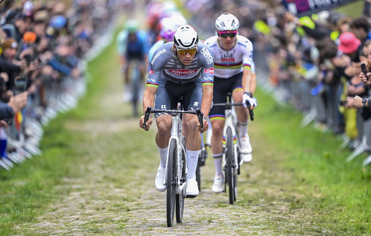 Paris Roubaix 2025 Cycling Race Roubaix, France - April 13 : Van Der Poel Mathieu NED of Alpecin - Deceuninck, Pogacar Tadej SLO of UAE Team Emirates - XRG in action during the 122nd edition of Paris  ...