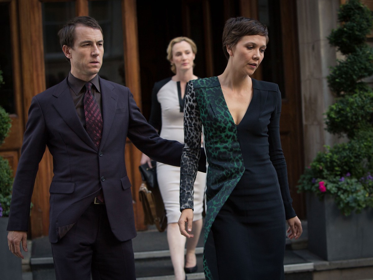 Der Bodyguard und die MI6-Chefin bringen Nessa Stein in Sicherheit.&nbsp;