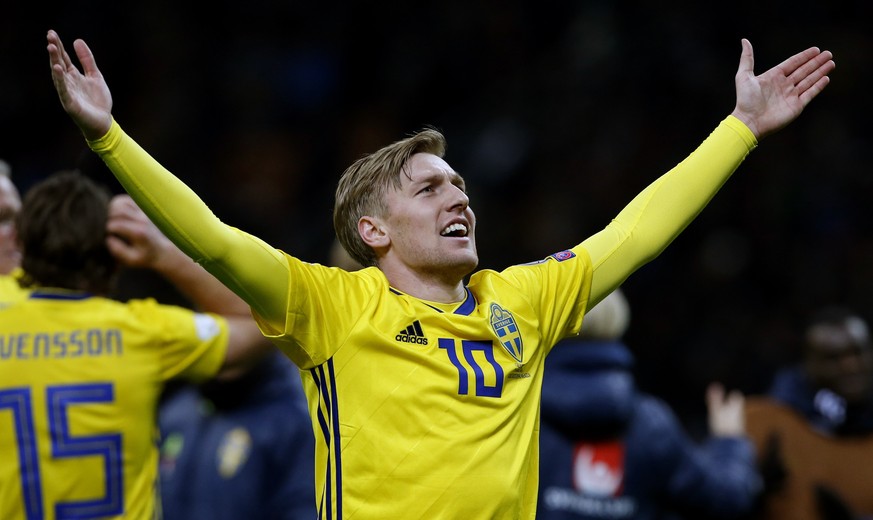 ARCHIV  ZU DEN TEAM-PORTRAITS DER GRUPPE F AN DER WM 2018 IN RUSSLAND STELLEN WIR IHNEN FOLGENDES BILDMATERIAL ZUR VERFUEGUNG - Sweden&#039;s Emil Forsberg celebrates at the end of the World Cup qual ...