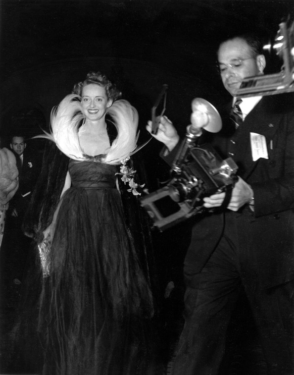 RECORD DATE NOT STATED Academy Awards - 11th Annual Bette Davis 1939 ** I.V. EDITORIAL USE ONLY PUBLICATIONxINxGERxAUTxSUIxONLY Copyright: x