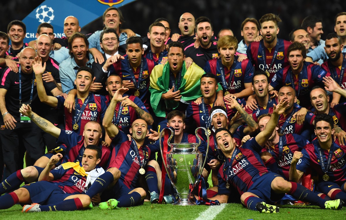 Der FC Barcelona kann sich trotz harter Gegenwehr von Juventus durchsetzen und geht als Sieger 2015 vom Platz.