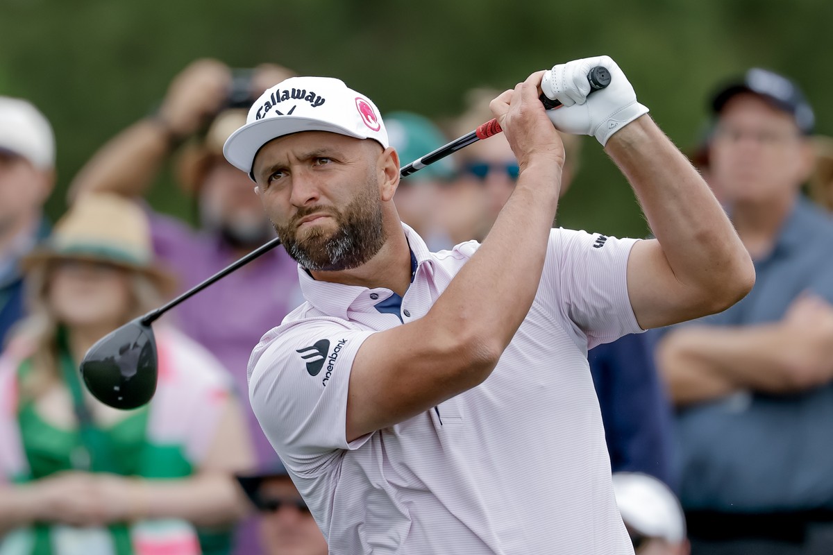 epa12872637 Jon Rahm of Spain tees off on on the eigth hole during a practice round for the 2026 Masters Tournament at the Augusta National Golf Club in Augusta, Georgia, USA, 06 April 2026. The Maste ...