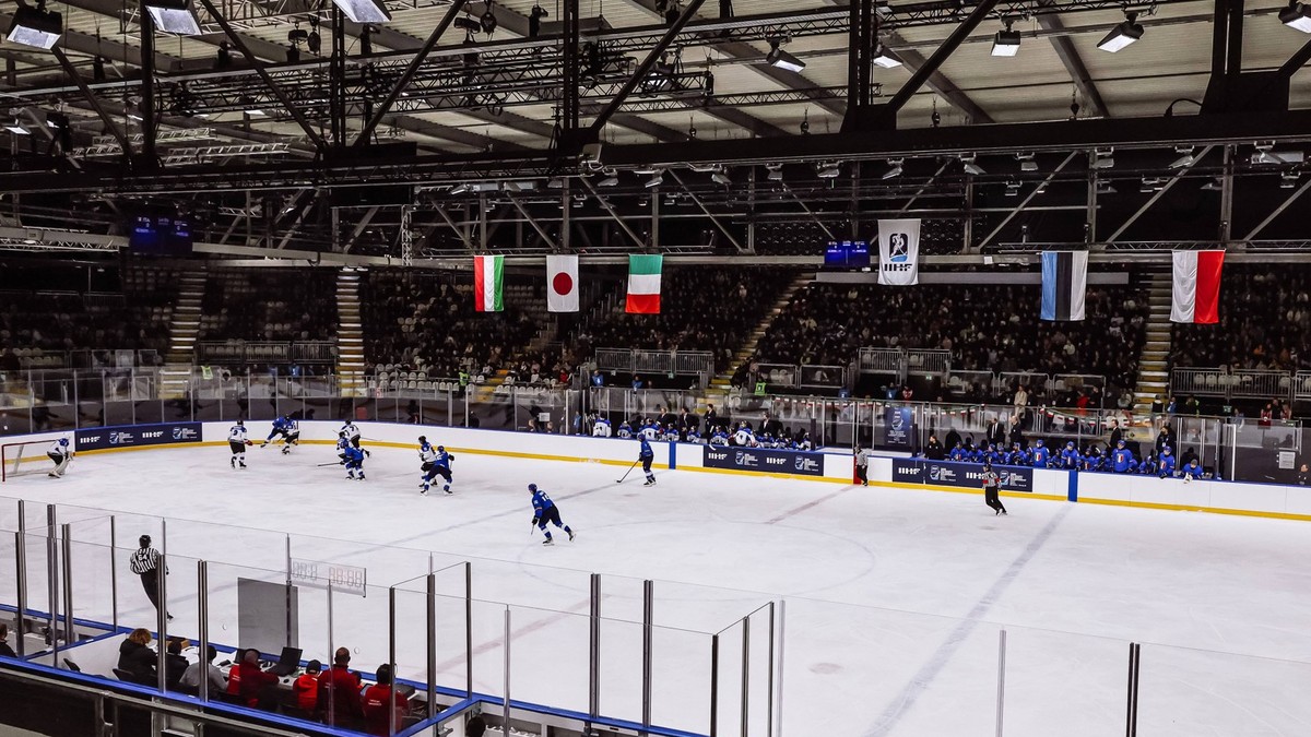 Italy V Estonia - 2026 IIHF Ice hockey, Eishockey U20 World Championship, WM, Weltmeisterschaft Milan Cortina 2026 Winter Olympic Games, Olympische Spiele, Olympia, OS Test Event At Milan Rho Ice Hock ...