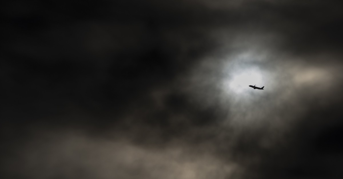 Fliegen in der Krise – 8 wichtige Fragen vor deinen Ferien