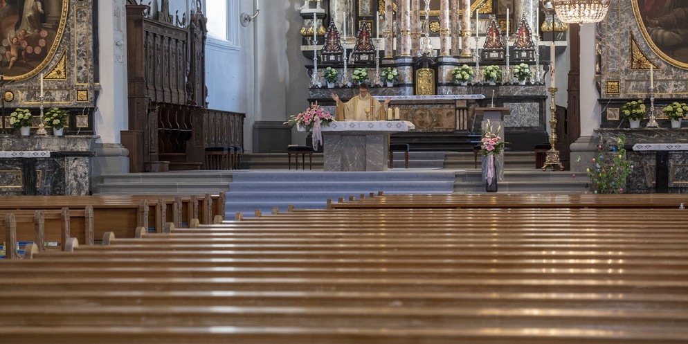 Erstmals enthüllen Zahlen das Ausmass sexuellen Missbrauchs in der katholischen Kirche. Die Pilotstudie von Zürcher Geschichtsprofessorinnen kommt zu erschreckenden Befunden. Sie entdeckten ab 1950 bi ...