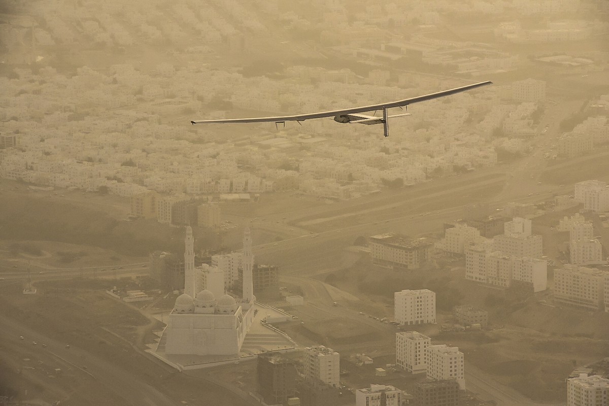 Die «Solar Impulse 2» über dem Oman.