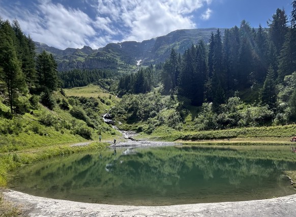 Dalaschlucht Leukerbad Dala Thermalquellen in der Schweiz grösste Thermalquelle in Europa Schweiz der Rekorde